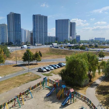 Смарт Квартира Метро Теремки, Республіка, Нвц, Феофанія, Магеллан Apartamento Kiev Exterior foto